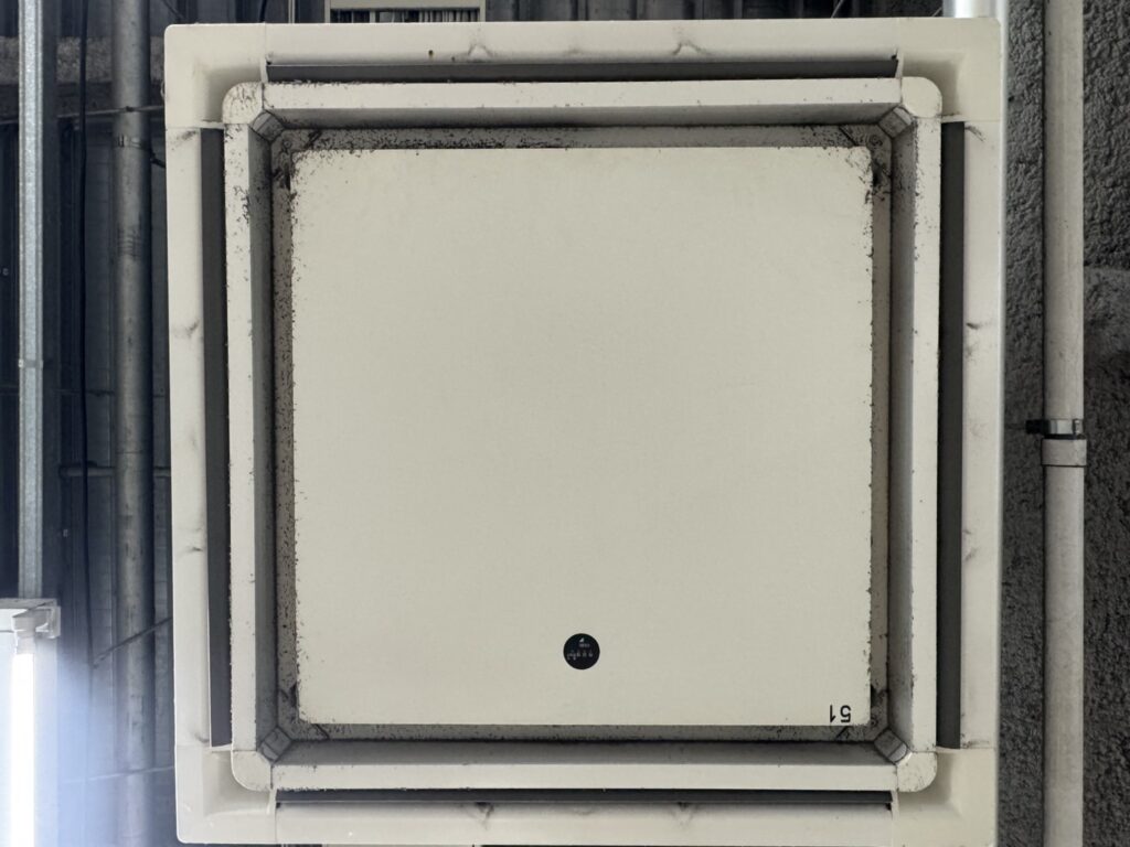 業務用エアコンクリーニングのビフォー・アフターご紹介