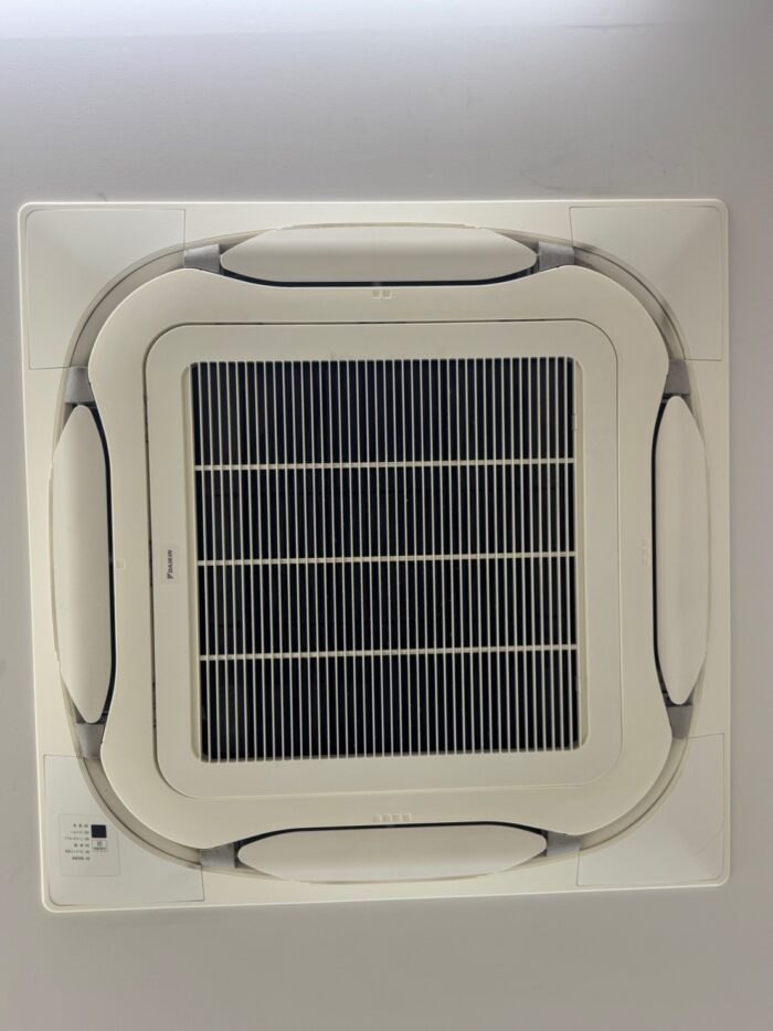 エアコンクリーニング/ビフォーアフター