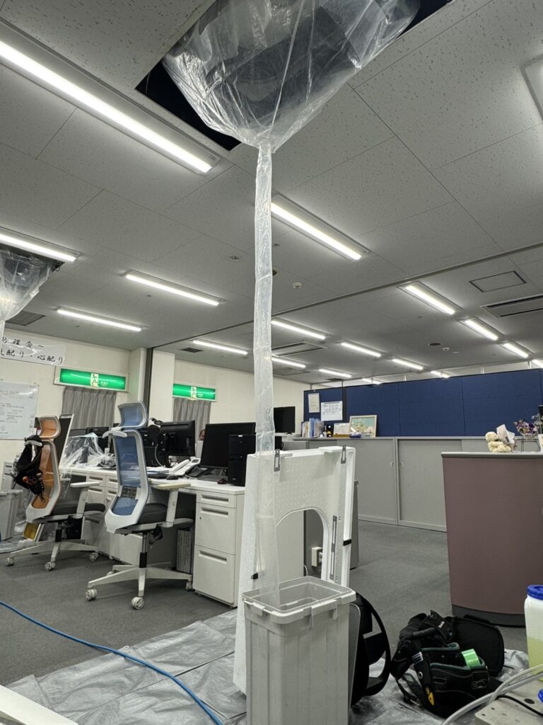 事務著／業務用エアコンクリーニング作業前