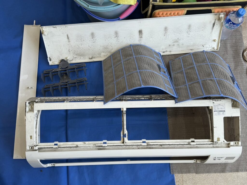 エアコンクリーニング/汚れ/作業前