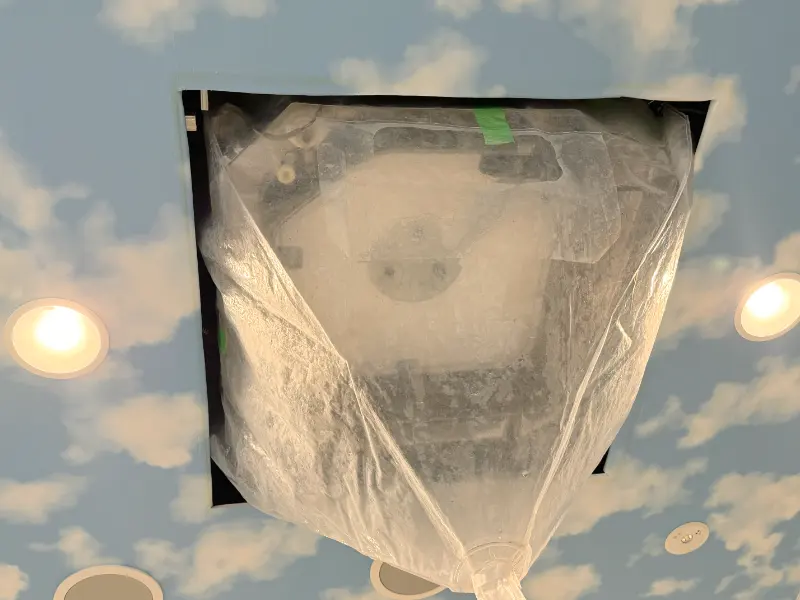 クリニックのエアコンクリーニング１