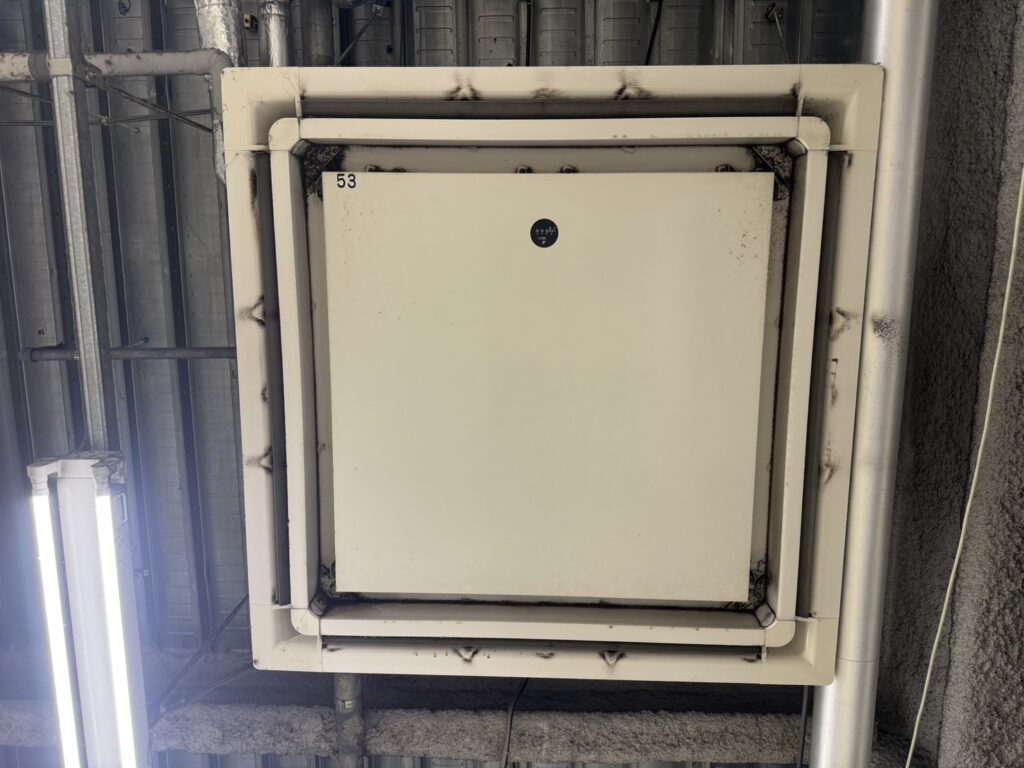 業務用エアコンクリーニングビフォーアフター